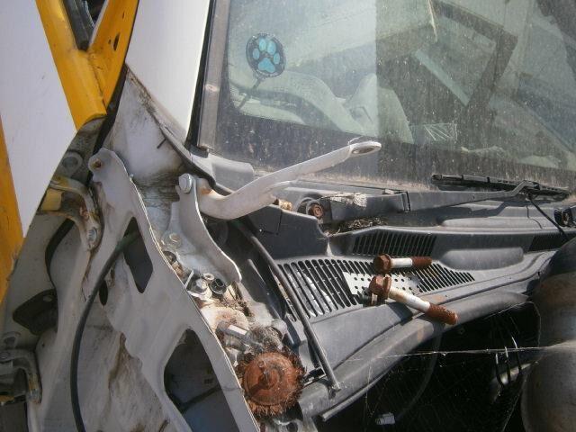 Решетка под лобовое стекло Тойота Хайлюкс Сурф в Коврове 29486