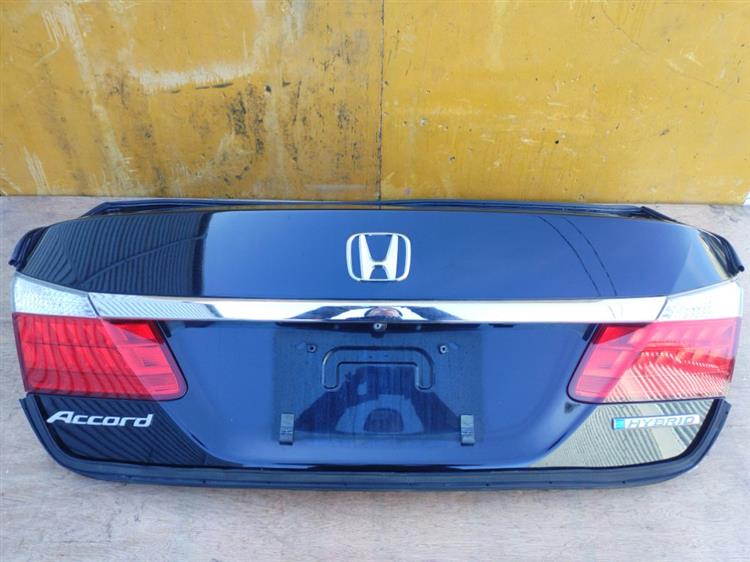 Крышка багажника Хонда Аккорд в Коврове 50872